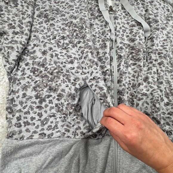 Athleta Balance Zip Up Hoodie Gray Cheetah Print 1X - Picture 6 of 9